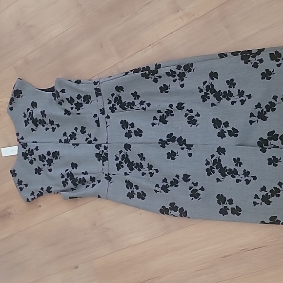 NWT Ann Taylor Floral Gray Dress - Picture 5 of 8